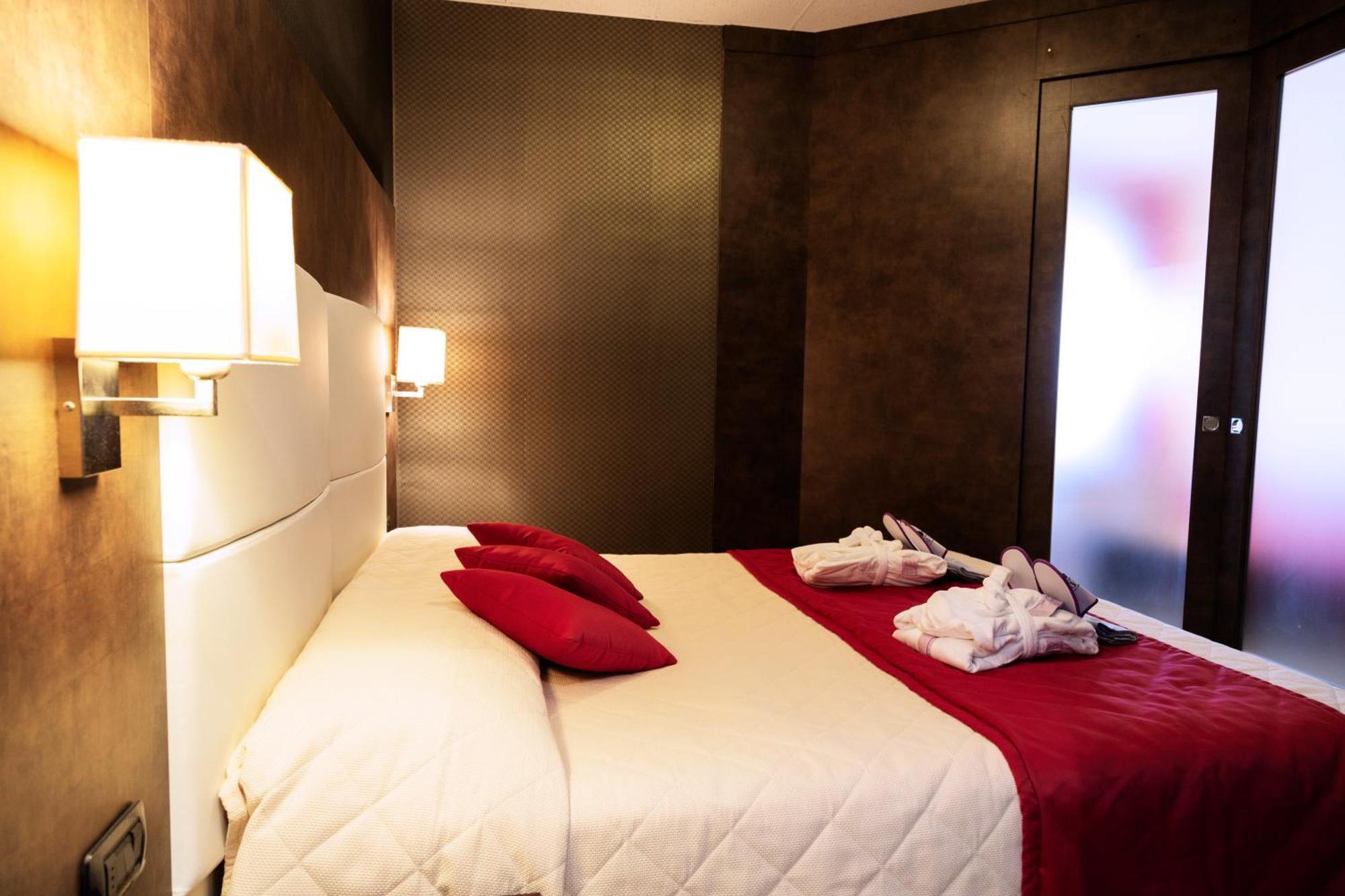 Jr Hotels Bologna Amadeus — Foto 3